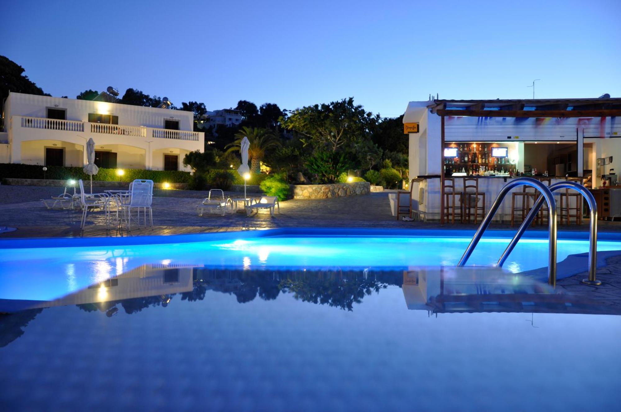 Tony'S Beach Vromolithos Exterior foto